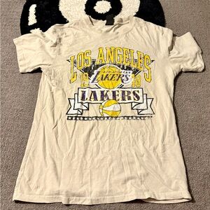 Los Angeles Lakers Graphic T-Shirt